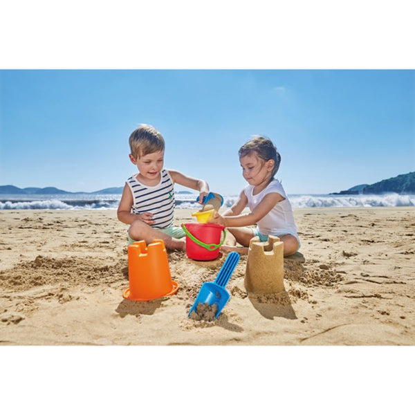 Hape 5-in-1 Beach Set and Sand Toy | KidzInc Australia | Online Toys 5