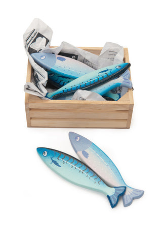 Le Toy Van - Honeybee Market Fresh Fish in Crate | KidzInc Australia | Online Educational Toy Store