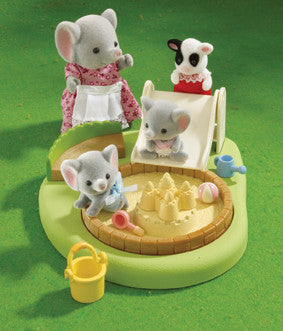 Sylvanian Families - Sandpit and Paddling Pool | KidzInc Australia | Online Educational Toy Store