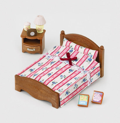 Sylvanian Families - Semi-double Bed | KidzInc Australia | Online Educational Toy Store