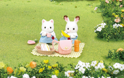 Sylvanian Families - Nursery Picnic Set | KidzInc Australia | Online Educational Toy Store